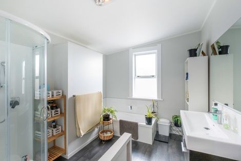 Photo of property in 9 Victoria Street, Hawera, 4610