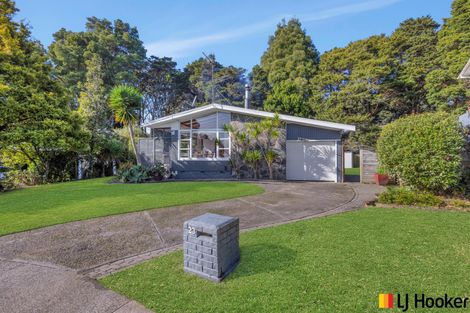 Photo of property in 23 Kahurangi Place, Hillpark, Auckland, 2102