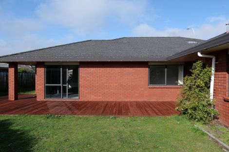 Photo of property in 168 Guildford Drive, Paraparaumu Beach, Paraparaumu, 5032