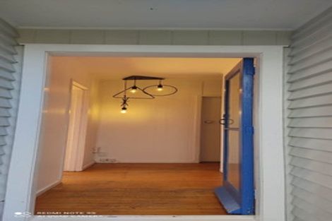 Photo of property in 1/39 Lancaster Road, Beach Haven, Auckland, 0626