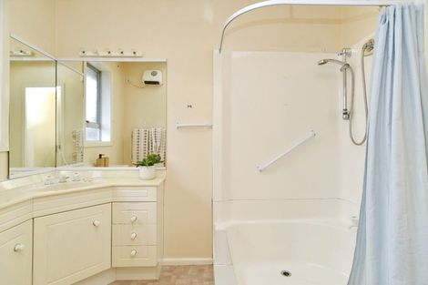 Photo of property in 19 Bourne Crescent, Papanui, Christchurch, 8053