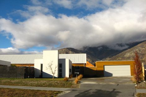 Photo of property in 28 Mavora Road, Lake Hayes, Queenstown, 9304