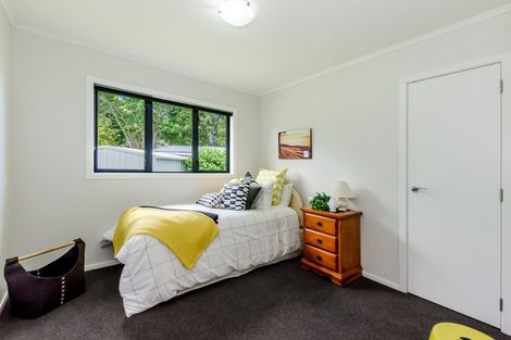 Photo of property in 290 Te Moana Road, Waikanae, 5036