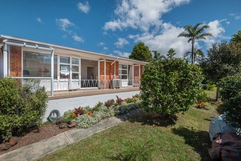 Photo of property in 3/5 Onepoto Road, Hauraki, Auckland, 0622