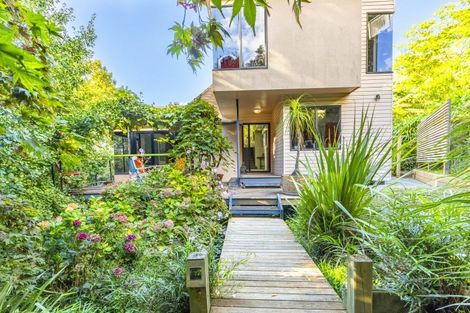 Photo of property in 18h Milton Road, Hospital Hill, Napier, 4110