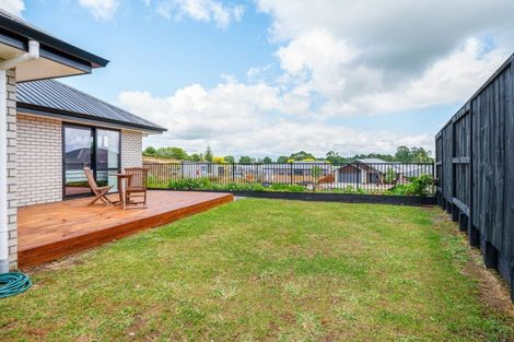 Photo of property in 32 Oralee Terrace, Peacocke, Hamilton, 3206