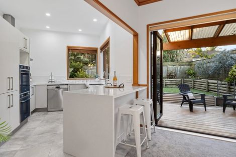 Photo of property in 3 Marlin Street, West Harbour, Auckland, 0618