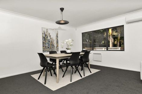 Photo of property in 11 The Close, Greenhithe, Auckland, 0632