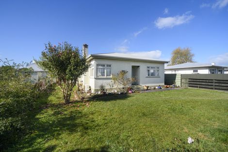 Photo of property in 11 Botanical Road, Takaro, Palmerston North, 4412