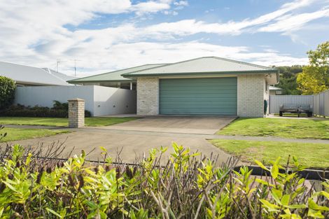 Photo of property in 26 Pohutukawa Grove, Lytton West, Gisborne, 4010