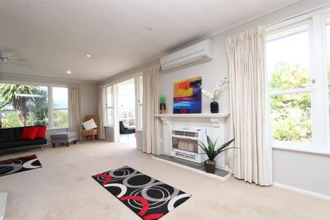 Photo of property in 31 Sunnyview Drive, Brown Owl, Upper Hutt, 5018