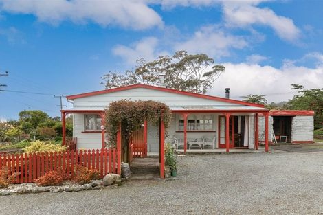 Photo of property in 72 Mcgill Street, Waimangaroa, Westport, 7891