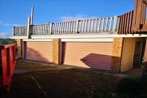 Photo of property in 66 Alexander Street, Cockle Bay, Auckland, 2014