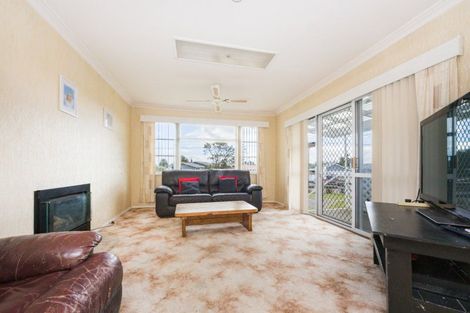 Photo of property in 196 Cambridge Street, Levin, 5510