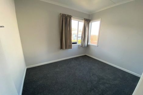 Photo of property in 8 Taupata Street, Castlecliff, Whanganui, 4501