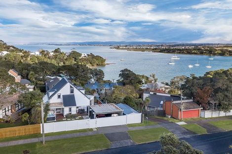 Photo of property in 1/33 Beach Haven Road, Beach Haven, Auckland, 0626