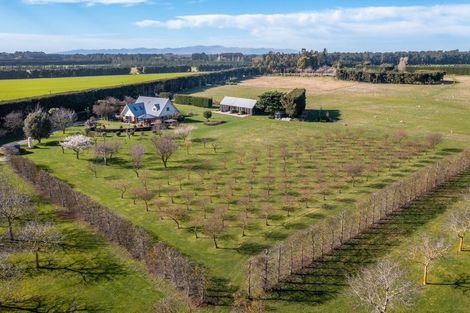 Photo of property in 973 Hoskyns Road, West Melton, Christchurch, 7671