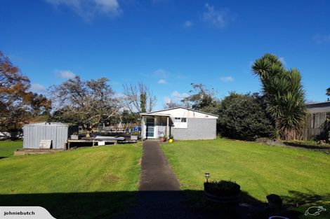 Photo of property in 351 Main Road, Huapai, Kumeu, 0810