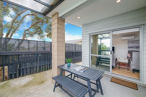 Photo of property in 16a Pine Avenue, Henderson, Auckland, 0612