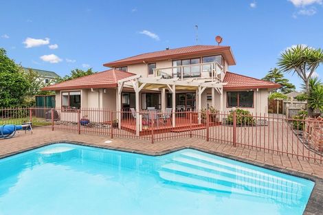 Photo of property in 303 Manly Street, Paraparaumu Beach, Paraparaumu, 5032