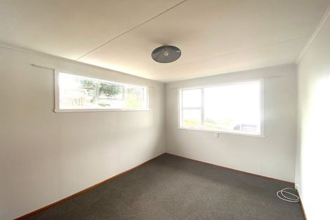Photo of property in 17 The Drive, Tawa, Wellington, 5028