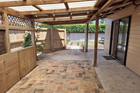 Photo of property in 7 Sullivan Avenue, Mangere Bridge, Auckland, 2022