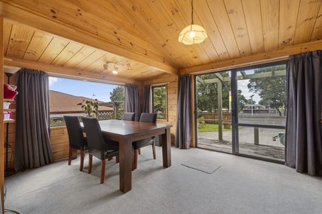 Photo of property in 37 Cameron Road, Te Puke, 3119