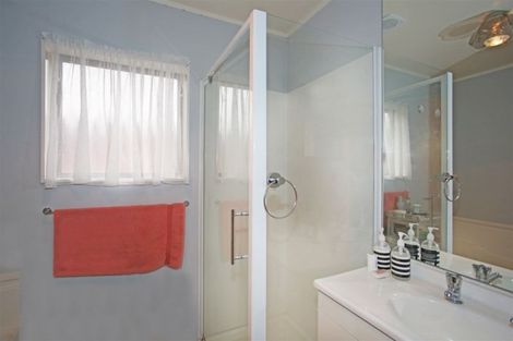 Photo of property in 1/288 Queen Street, Pukekohe, 2120