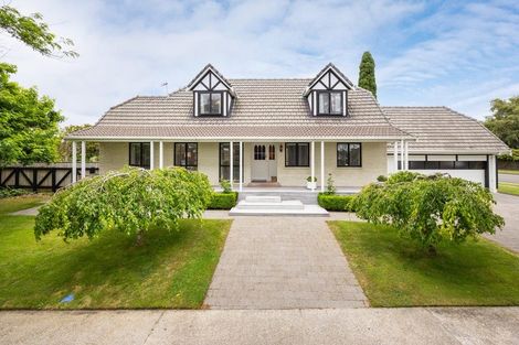 Photo of property in 1 Earl Place, Hokowhitu, Palmerston North, 4410