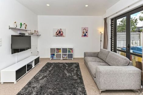 Photo of property in 43/11 The Avenue, Albany, Auckland, 0632