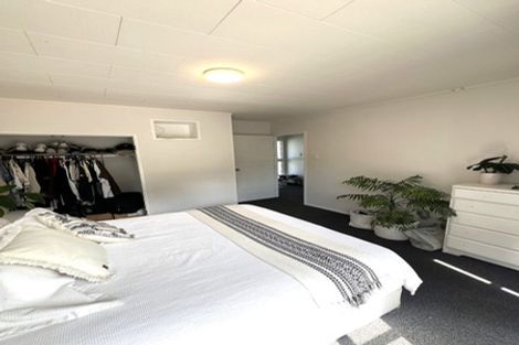 Photo of property in 1/14 Waari Avenue, Sunnyvale, Auckland, 0612