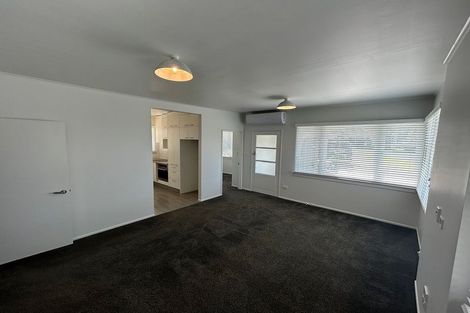 Photo of property in 17 Tui Glen Road, Birkenhead, Auckland, 0626