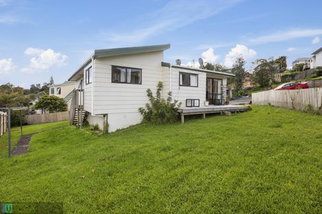 Photo of property in 5 Frosses Place, Massey, Auckland, 0614