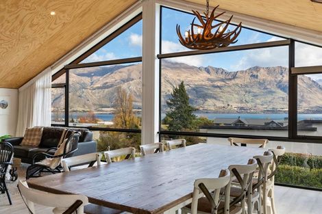 Photo of property in 23 Westview Road, Wanaka, 9305
