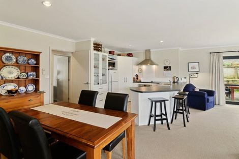 Photo of property in 51 Hamon Place, Pukehangi, Rotorua, 3015