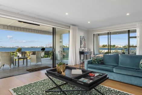 Photo of property in 2 Kulim Avenue, Otumoetai, Tauranga, 3110