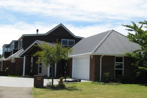 Photo of property in 7 Wardour Mews Avonhead Christchurch City