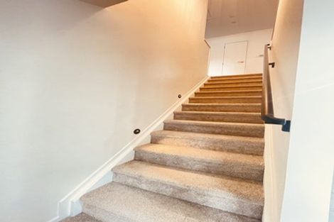 Photo of property in 4/2 Smiths Avenue, Papakura, 2110