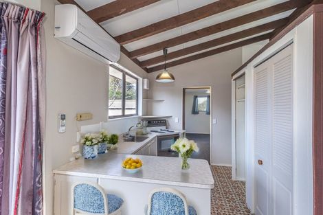 Photo of property in 19a Kanawa Street, Waikanae, 5036