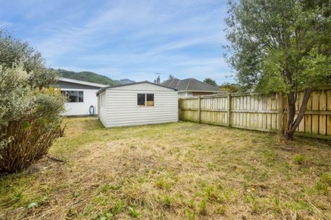 Photo of property in 1/71 Hikurangi Street, Trentham, Upper Hutt, 5018