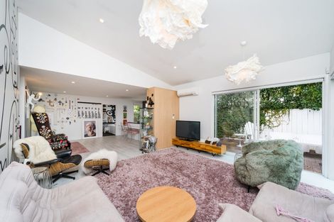 Photo of property in 423b Featherston Street, Palmerston North, 4414