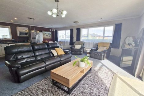 Photo of property in 145 Cunningham Crescent, Grasmere, Invercargill, 9810