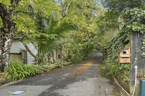 Photo of property in 35 Fendalton Crescent, Pinehaven, Upper Hutt, 5019