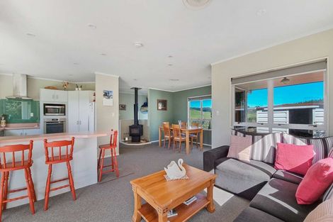 Photo of property in 24 Mountain Road, Western Heights, Rotorua, 3015