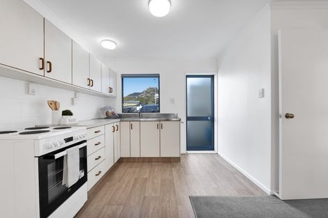 Photo of property in 2/65 Northgate, Strandon, New Plymouth, 4312