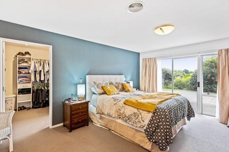 Photo of property in 12 Millennium Hill, Paraparaumu, 5032