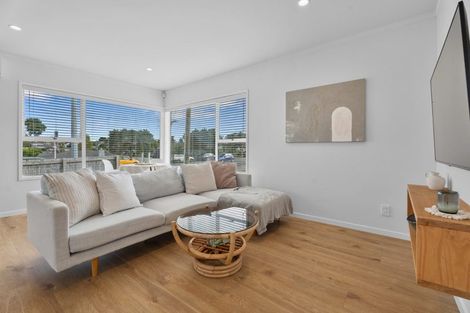 Photo of property in 1/181 Forrest Hill Road, Forrest Hill, Auckland, 0620