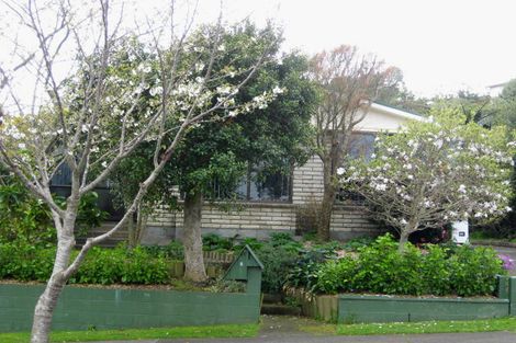 Photo of property in 5a Oawai Place, Marfell, New Plymouth, 4310