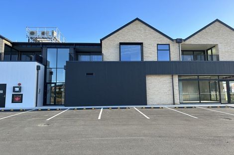 Photo of property in 9/7 Northlake Drive, Wanaka, 9305