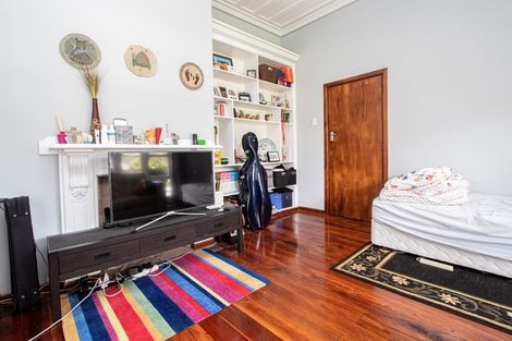 Photo of property in 91 Te Aroha Street, Hamilton East, Hamilton, 3216